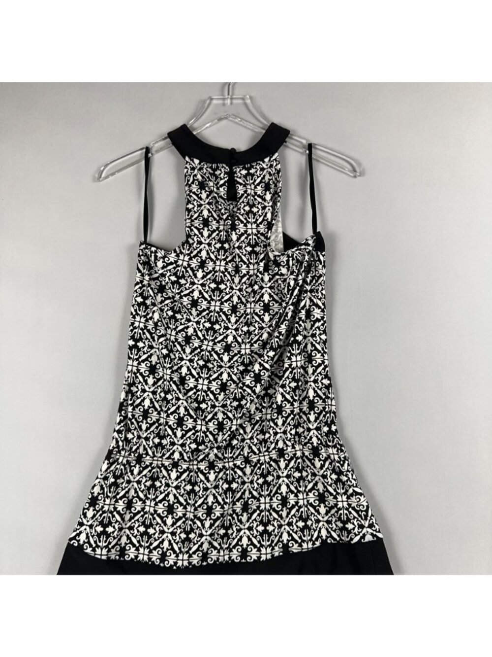 White House Black Market Crossover Halter Top Size Small Geometric Sleeveless - Picture 2 of 7